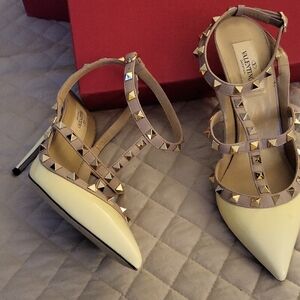 Valentino Women's Studded Beige and Cream Heels 39